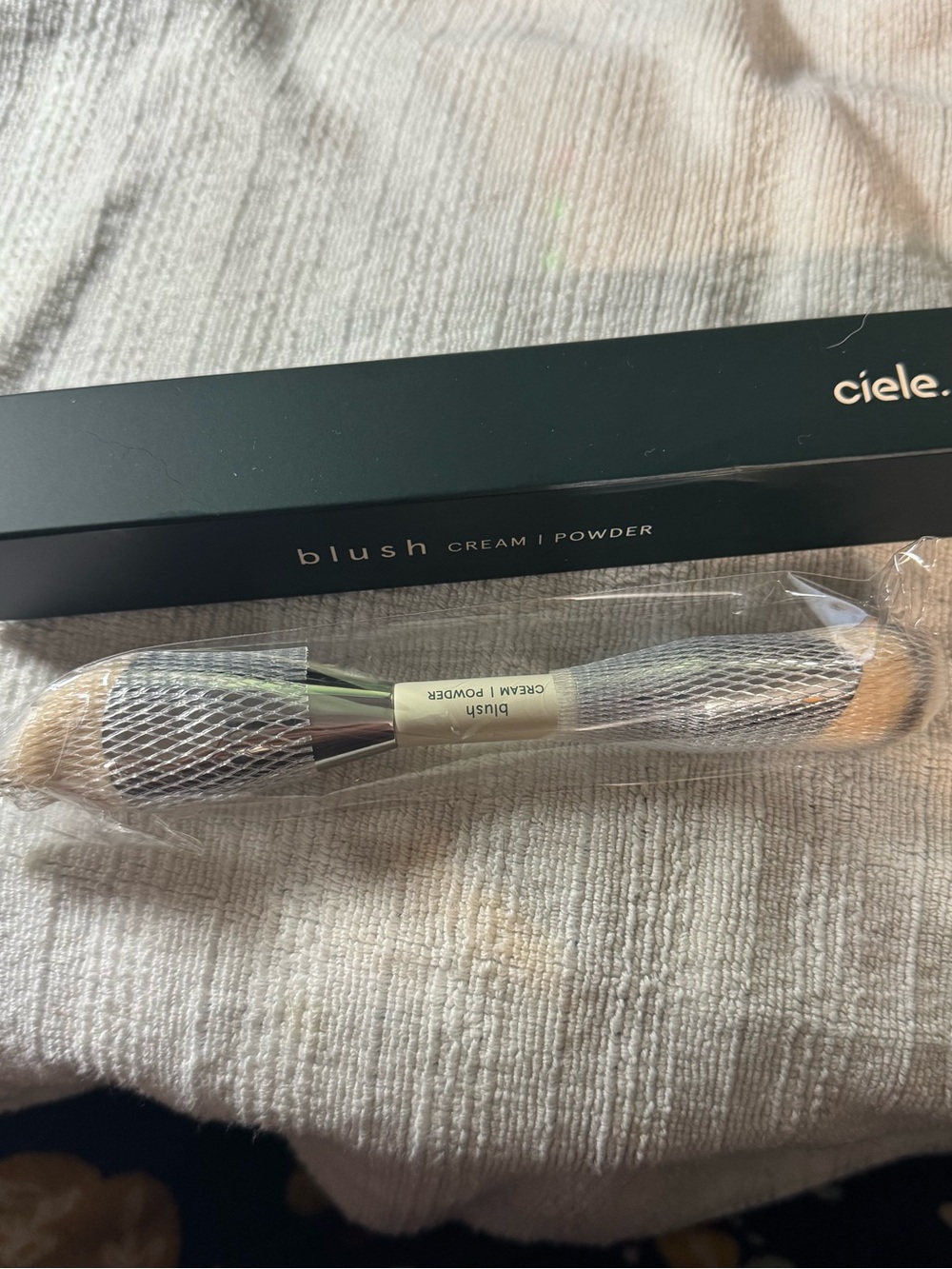 ciele Dual-Ended Blush Brush | Cream & Powder | Beige Bristles